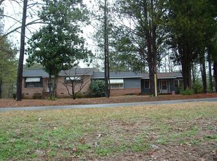 185 Sandhill Rd, Rockingham, NC 28379