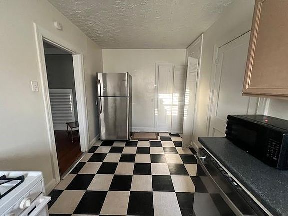 3rd image of 1817 Colquitt St