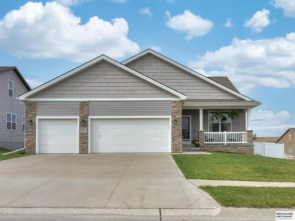 16933 Jackson Ave, Gretna, NE 68028