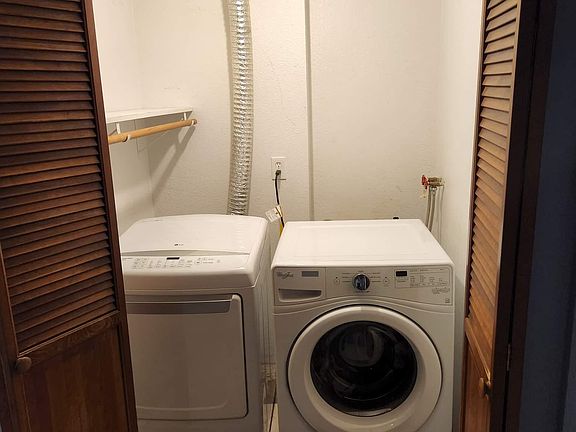 5th image of 817 30th Avenue Pl #B