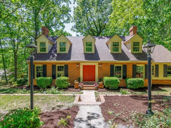 1486 Hollybrook Rd, Salem, VA 24153