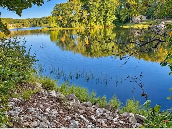 18486 Ward Kennedy Ln, Rushville, IL 62681