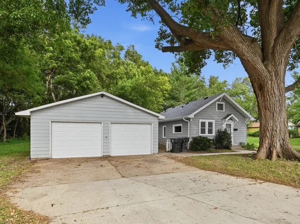 1618 S Cypress St, Sioux City, IA 51106