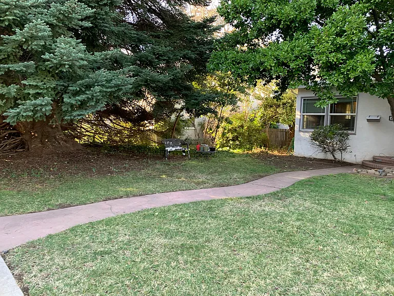 490 E Sacramento Ave — Photo 8