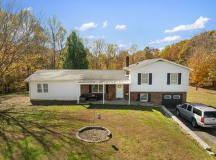 2144 Calvary Ridge Rd, Yosemite, KY 42566