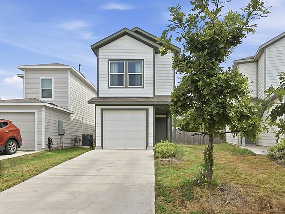 3rd image of 52 Trinity Cir