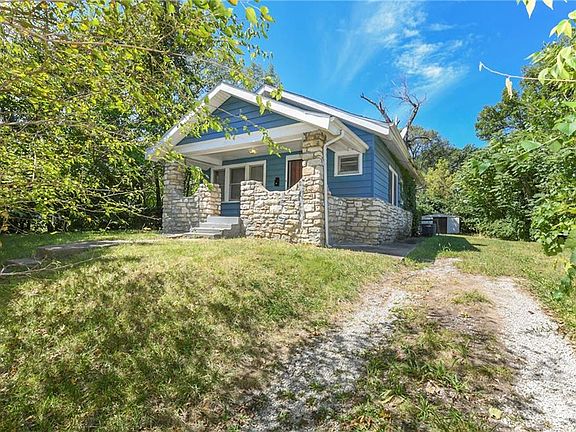 2nd image of 5846 Lawn Ave