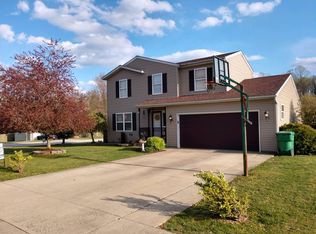 924 E Wildflower Dr, Ellettsville, IN