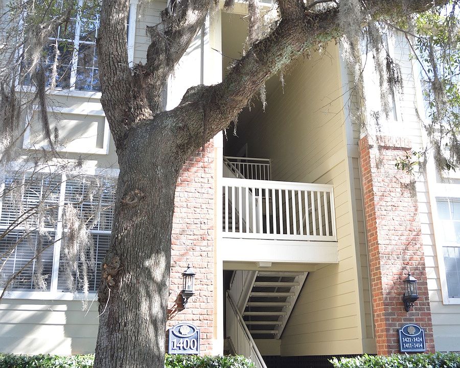 1st image of 1600 Long Grove Dr Unit 1424
