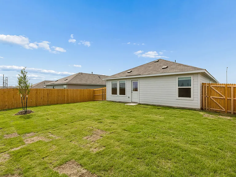 3108 Lynmar Ln — Photo 29