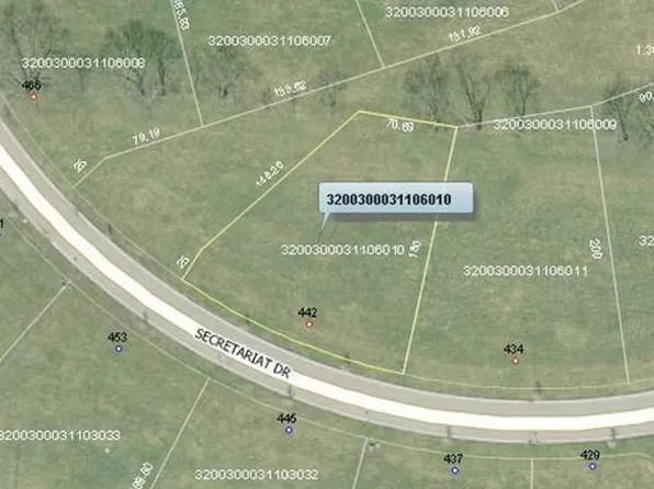 442 Secretariat Dr, Springfield, OH 45503