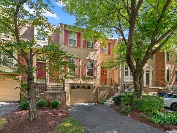 11017 Cedarwood Dr, Rockville, MD 20852