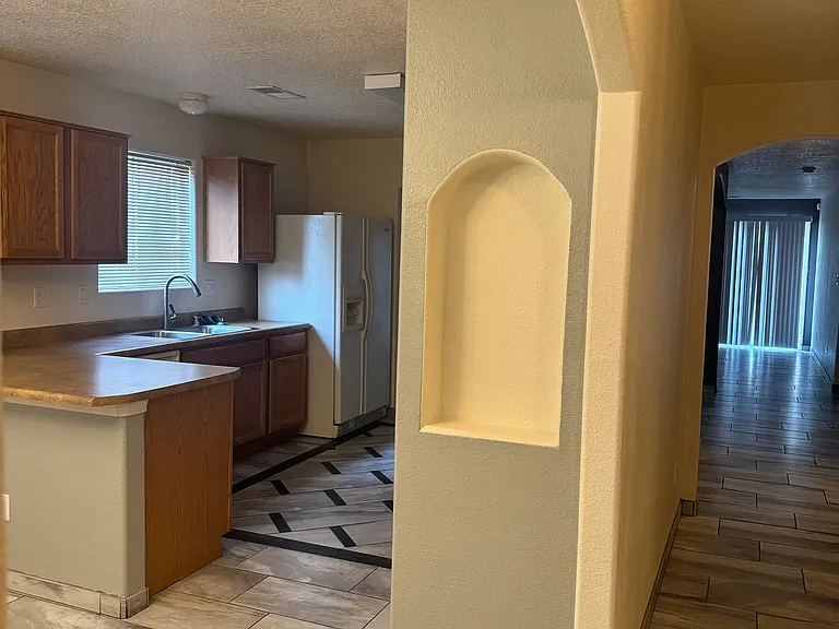 8204 Wolverine Dr NW — Photo 15