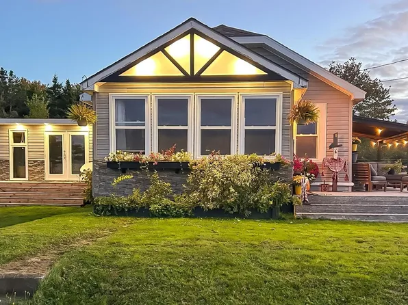 216 Long Cove Rd, Queens, NS B0J 2T0