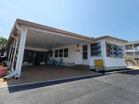 4th image of 1375 Pasadena Ave S #628