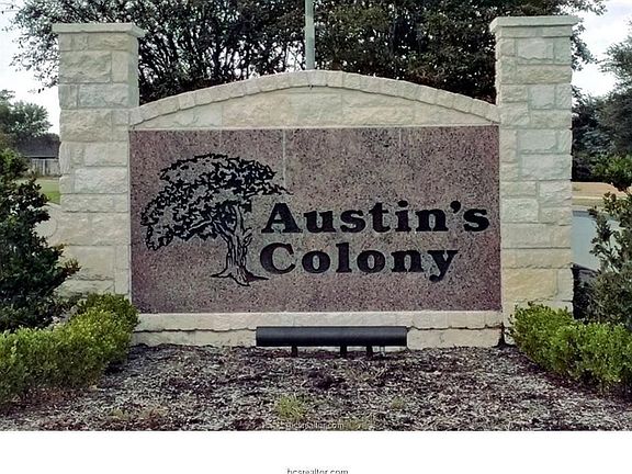 5th image of 2968 Archer Dr