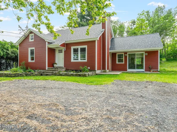 637 County Road 401, Westerlo, NY 12193