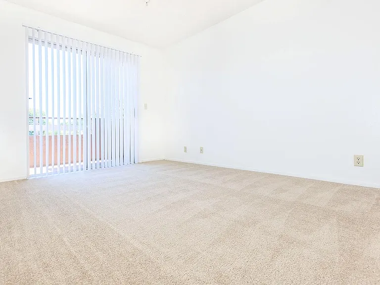 Casa Pacifica Apartment Homes — Photo 14