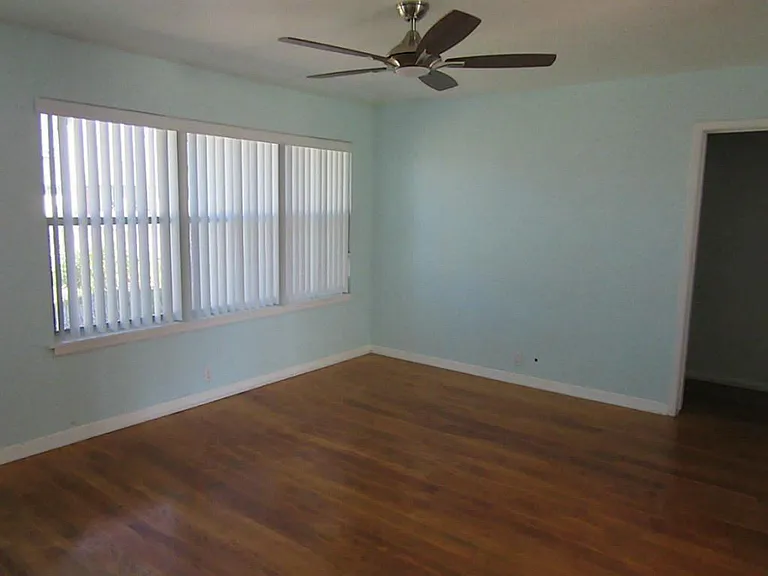 12226 Dorwayne Ct — Photo 3