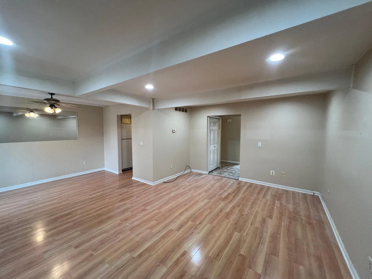 2 bed, 2.5 bath, 1500 sqft, $1,750 — Photo 3
