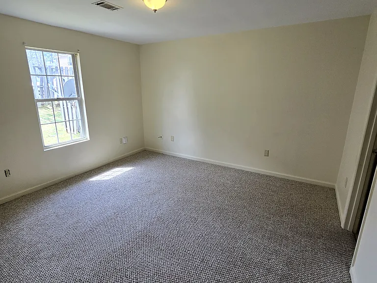 307 Fairview St #1 — Photo 5