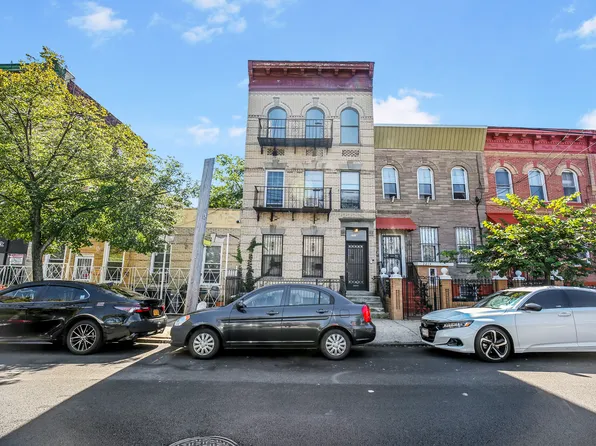 2218 Dean Street image 1 of 15