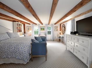 371 Wickapogue Rd, Southampton, NY 11968