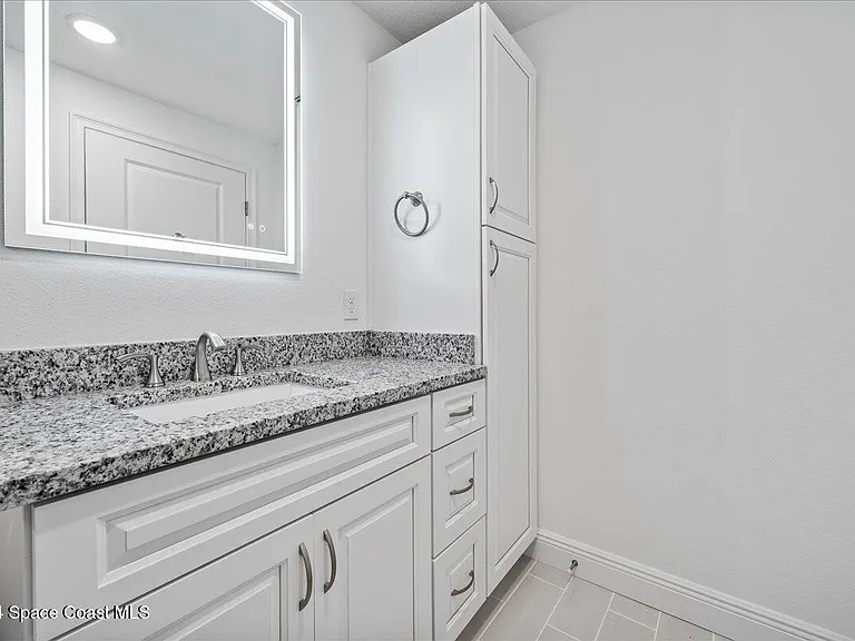 735 Pilot Ln #414 — Photo 24