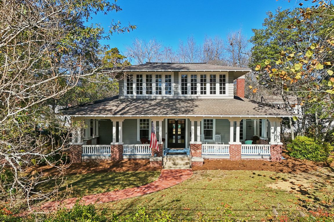 Woodward Ave-S2511-075.jpg