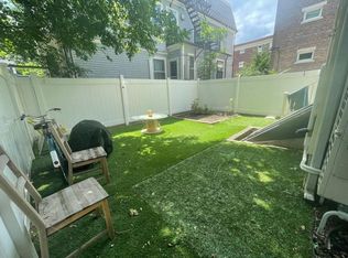10 Ashton Pl, Cambridge, MA 02138