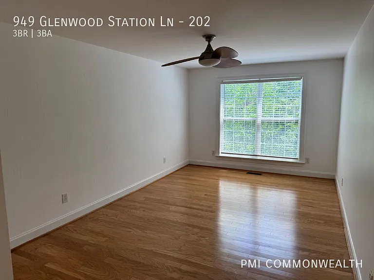 949 Glenwood Station Ln #202 — Photo 9