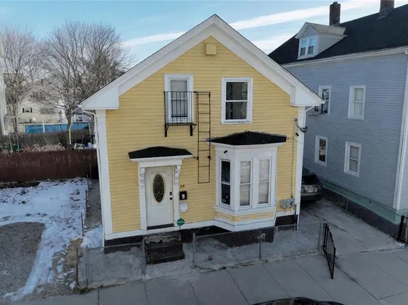 54 Joslin St, Providence, RI 02909