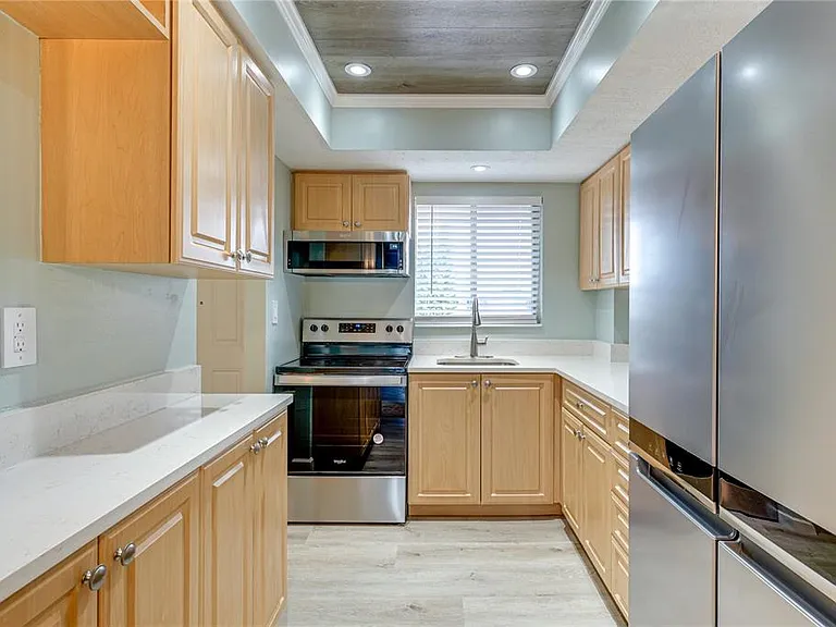 4242 Heron Way #B323 — Photo 6