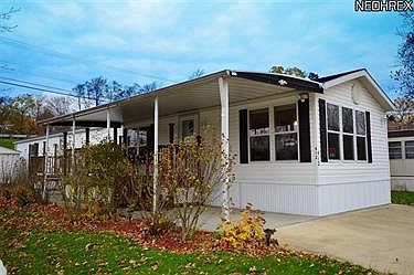 1st image of 412 Westwoods