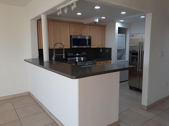 3rd image of 911 E Ponce De Leon Blvd APT 1002
