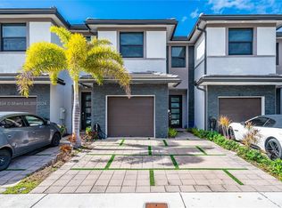 15828 NW 91st Ct, Miami Lakes, FL 33018