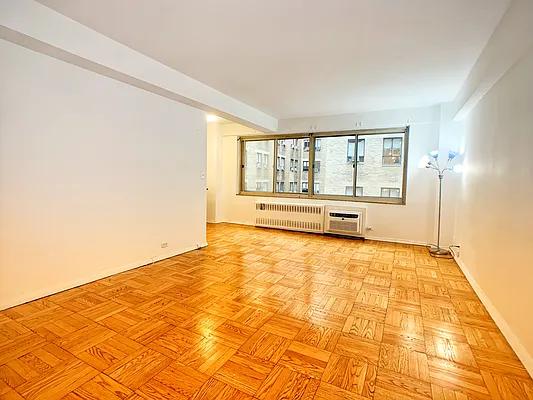 Rented by Corcoran | media 15