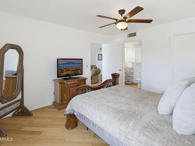 16624 E Palisades Blvd #204 — Photo 9