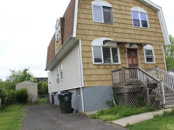 57 Marconi Ave, Iselin, NJ 08830