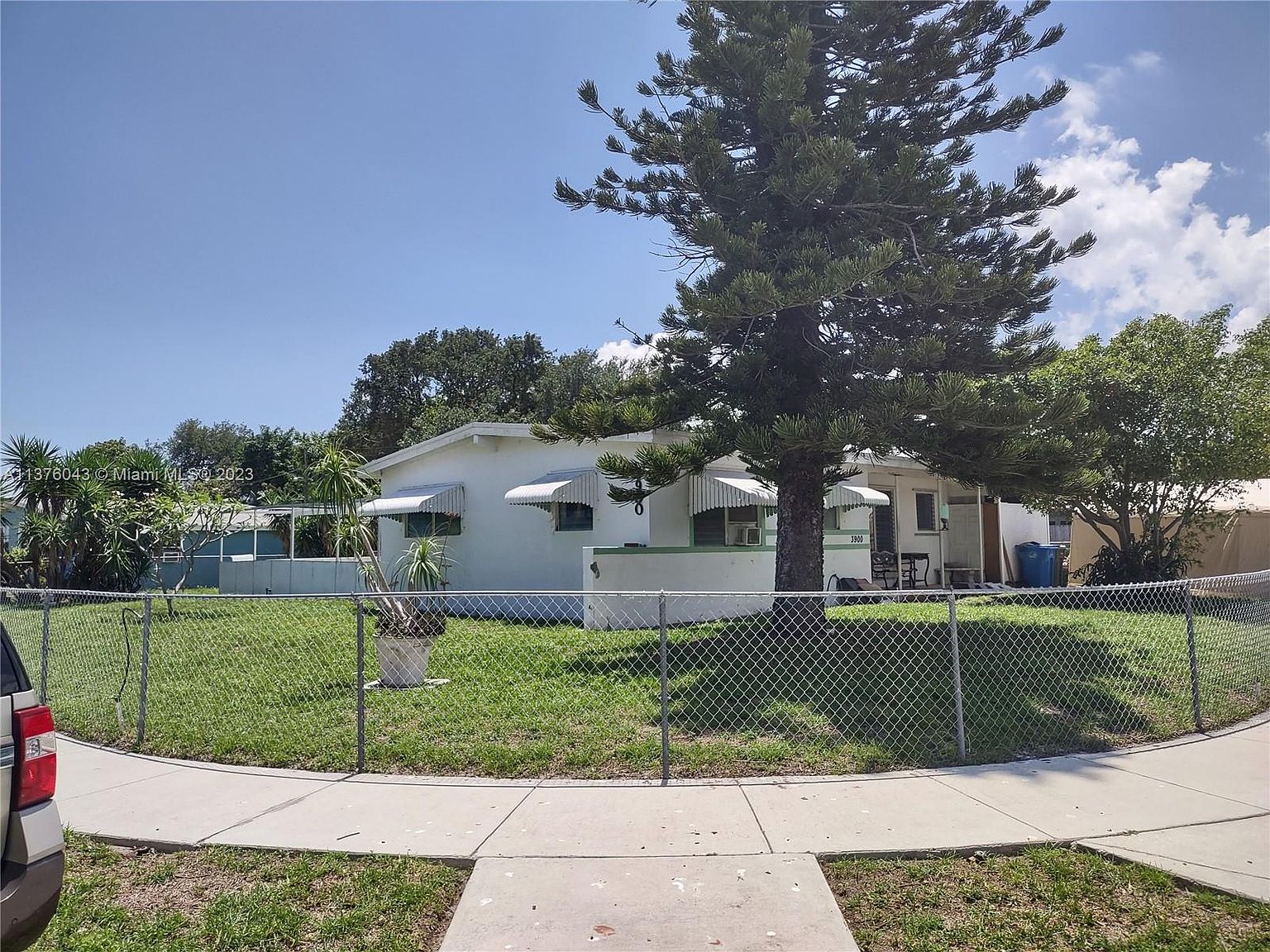 3900 SW 32nd Blvd, West Park, FL 33023 Zillow