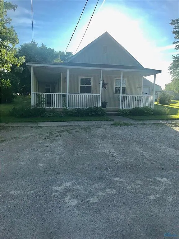 174 Losee St photo 1