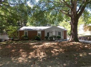 6308 Pineburr Rd, Charlotte, NC 28211
