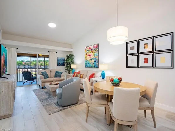 2790 Cypress Trace CIR #2226, NAPLES, FL 34119