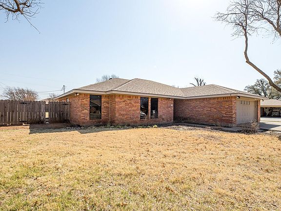 2nd image of 309 Windjammer Way