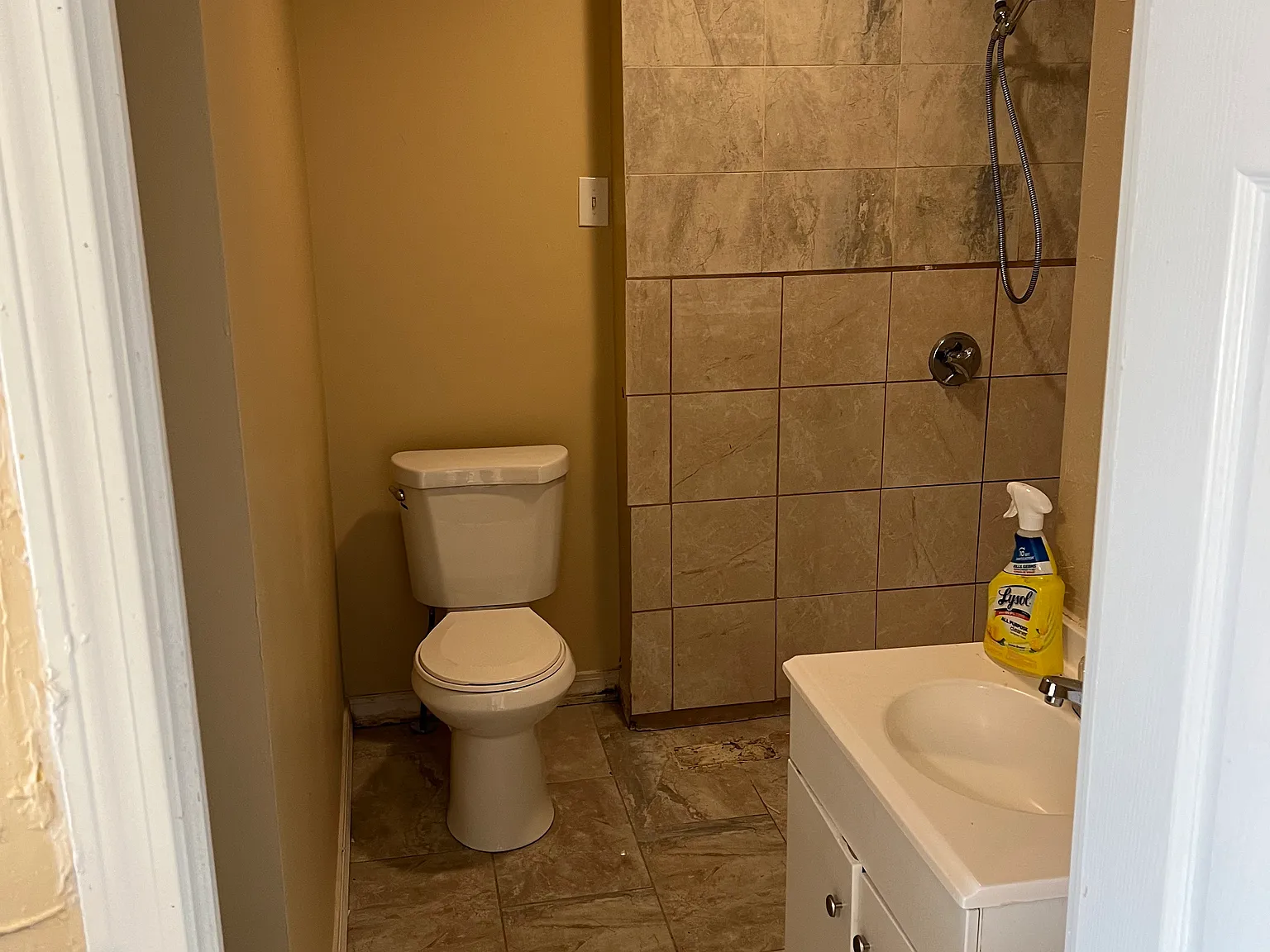 120 Austin St — Photo 3