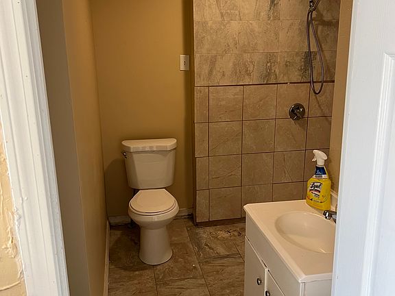 3rd image of 120 Austin St APT 2