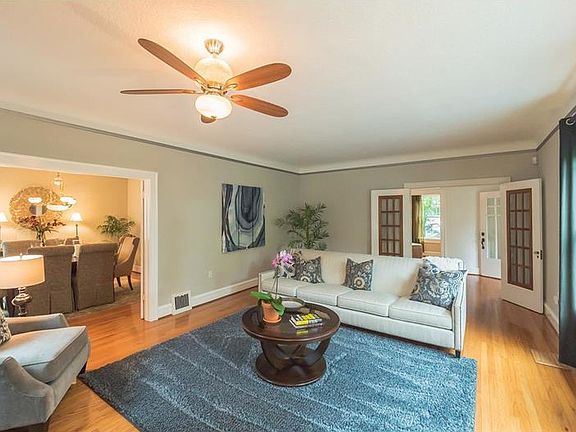3rd image of 519 Henkel Cir