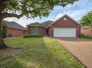 214 Augsburg Ct, College Station, TX 77845