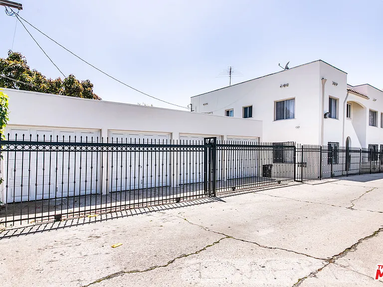 1142 S Mullen Ave — Photo 16