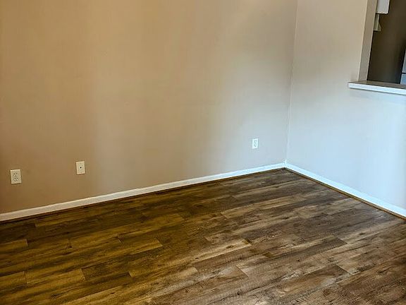2nd image of 409 Tauber St APT D